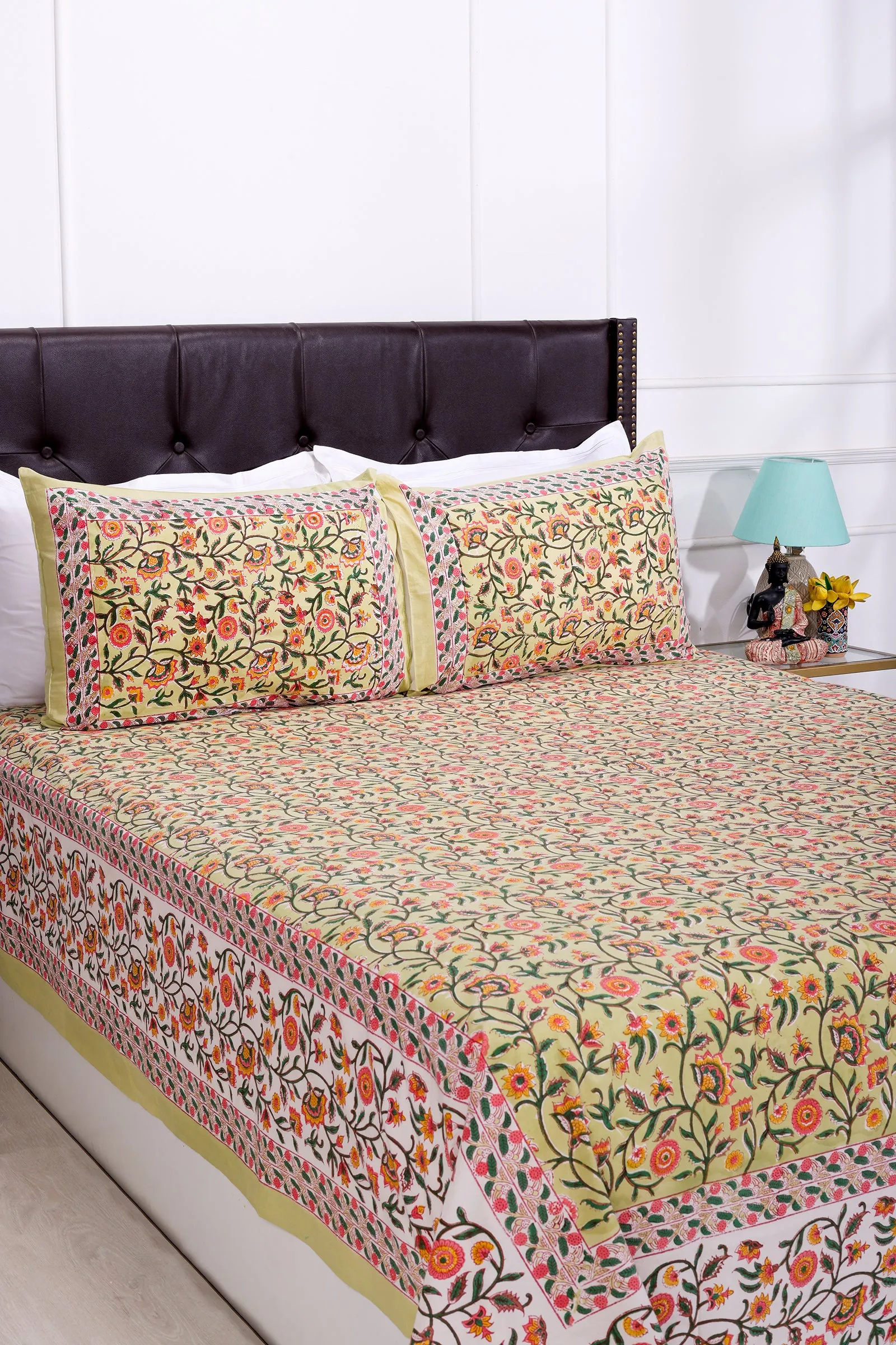 Chainika Flower Garden Green Cotton  Bedsheet