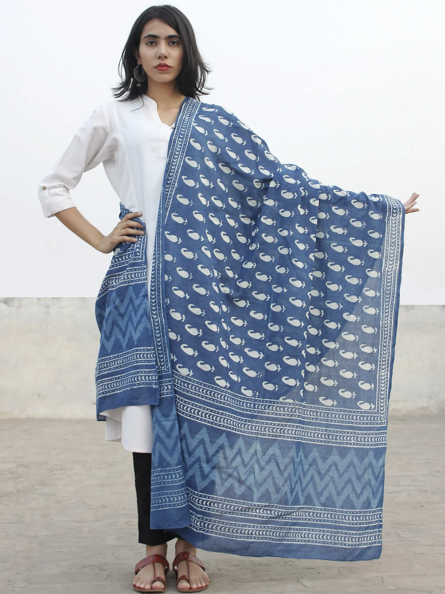 Indigo Ivory Cotton Hand Block Paisley Printed Dupatta - D04170191